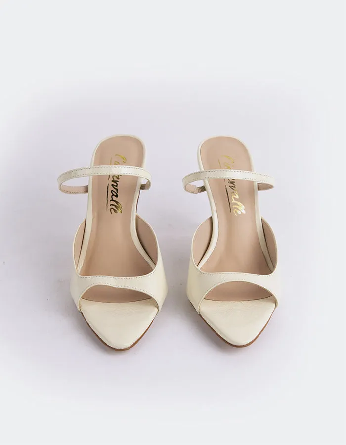 Scilla Off White Naplack