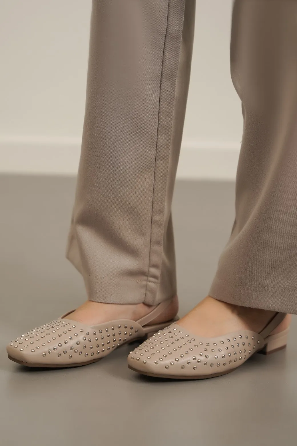 STUDDED SLINGBACK FLATS
