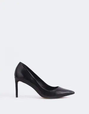Zinnia Black Leather